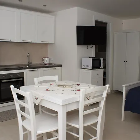 'la Quercia' 치스테르니노